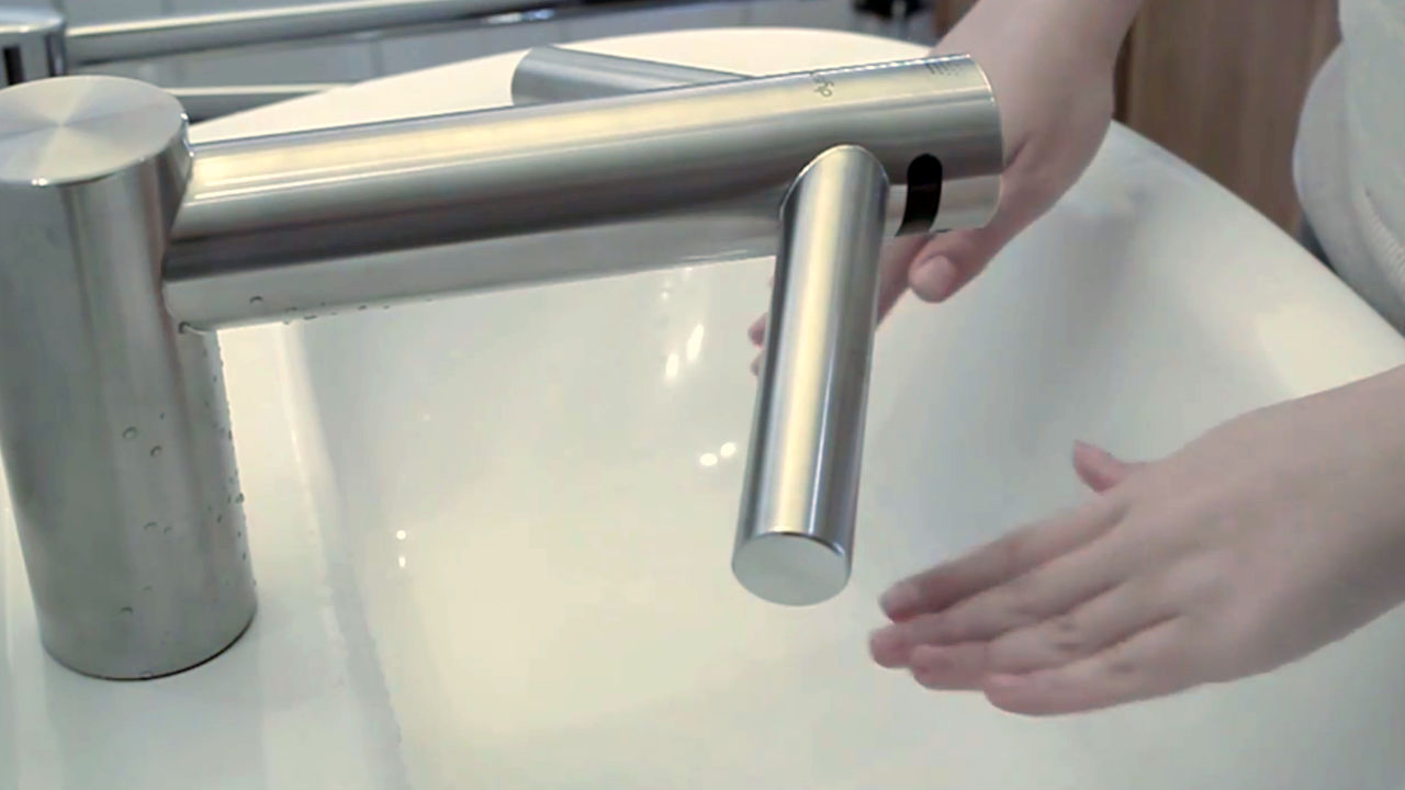 Vorschaubild zum YouTube-Video: Dyson Tap Wasserhahn mit integriertem Händetrockner